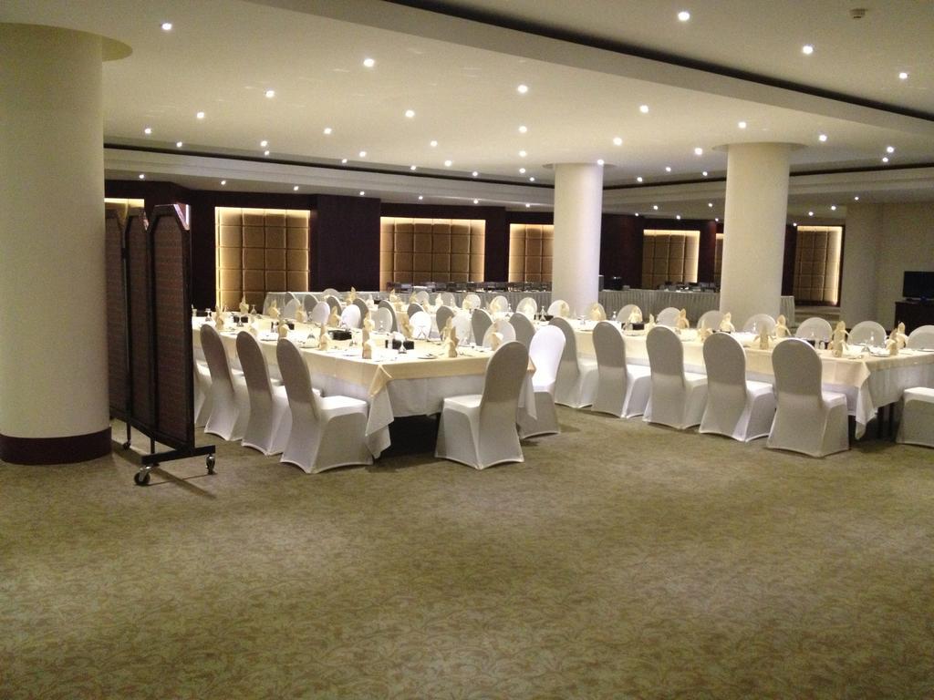 Executives Hotel - Azizia Riadh Exterior foto