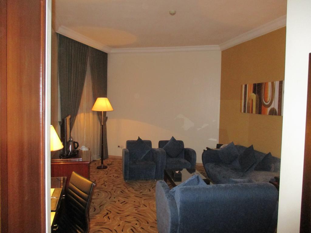 Executives Hotel - Azizia Riadh Exterior foto