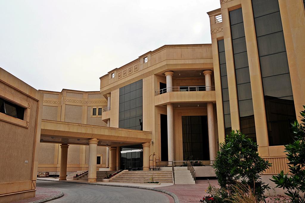 Executives Hotel - Azizia Riadh Exterior foto