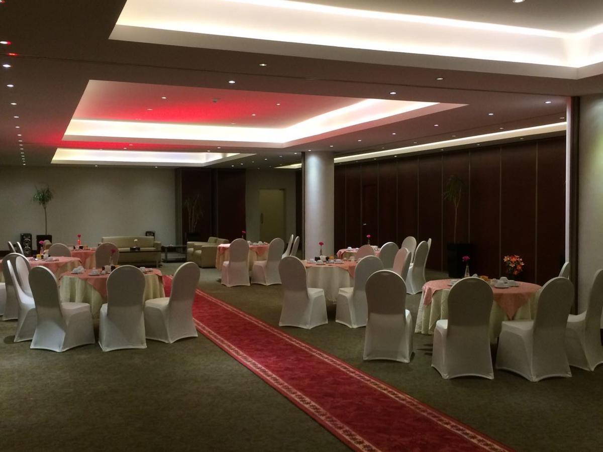 Executives Hotel - Azizia Riadh Exterior foto