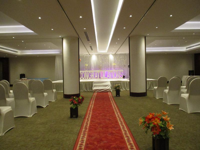 Executives Hotel - Azizia Riadh Exterior foto